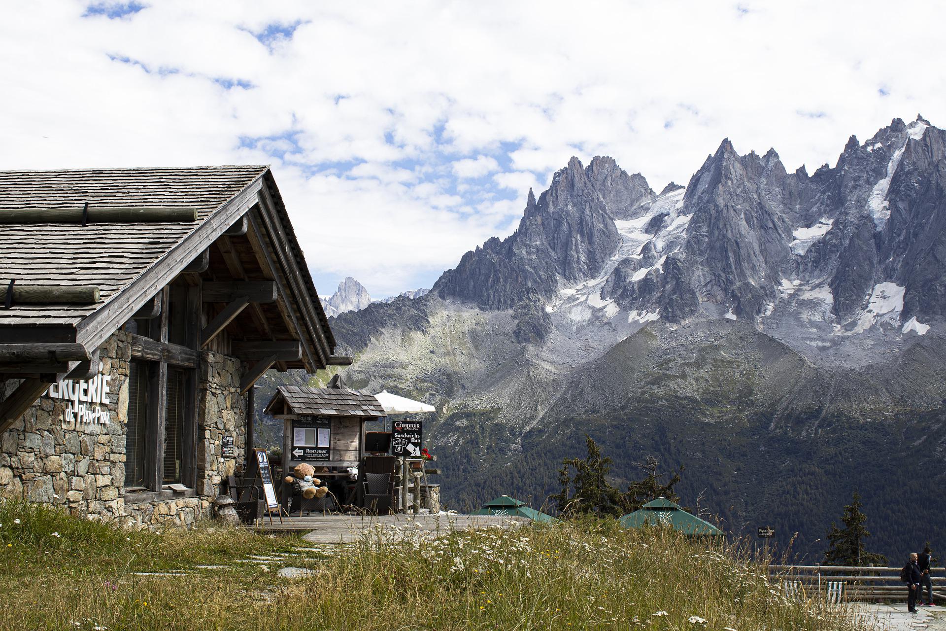 11 août 2022 – Le Mont Blanc suffoque
