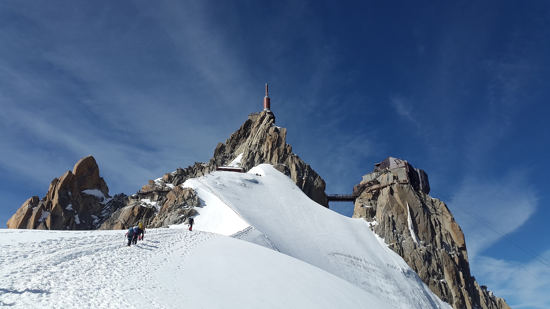 31 août 2022 – Éboulement à l’arête des Cosmiques