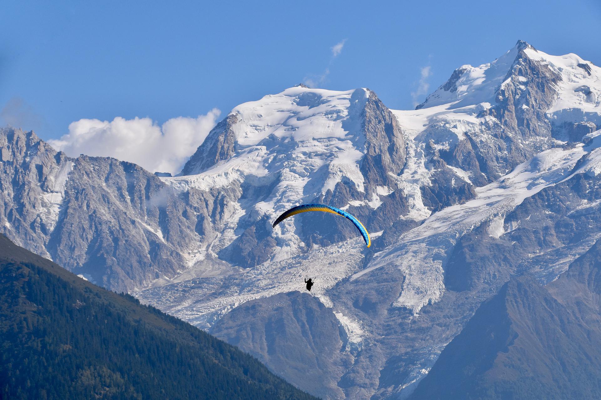 5 août 2022 – Le maire de Saint-Gervais ferme deux refuges